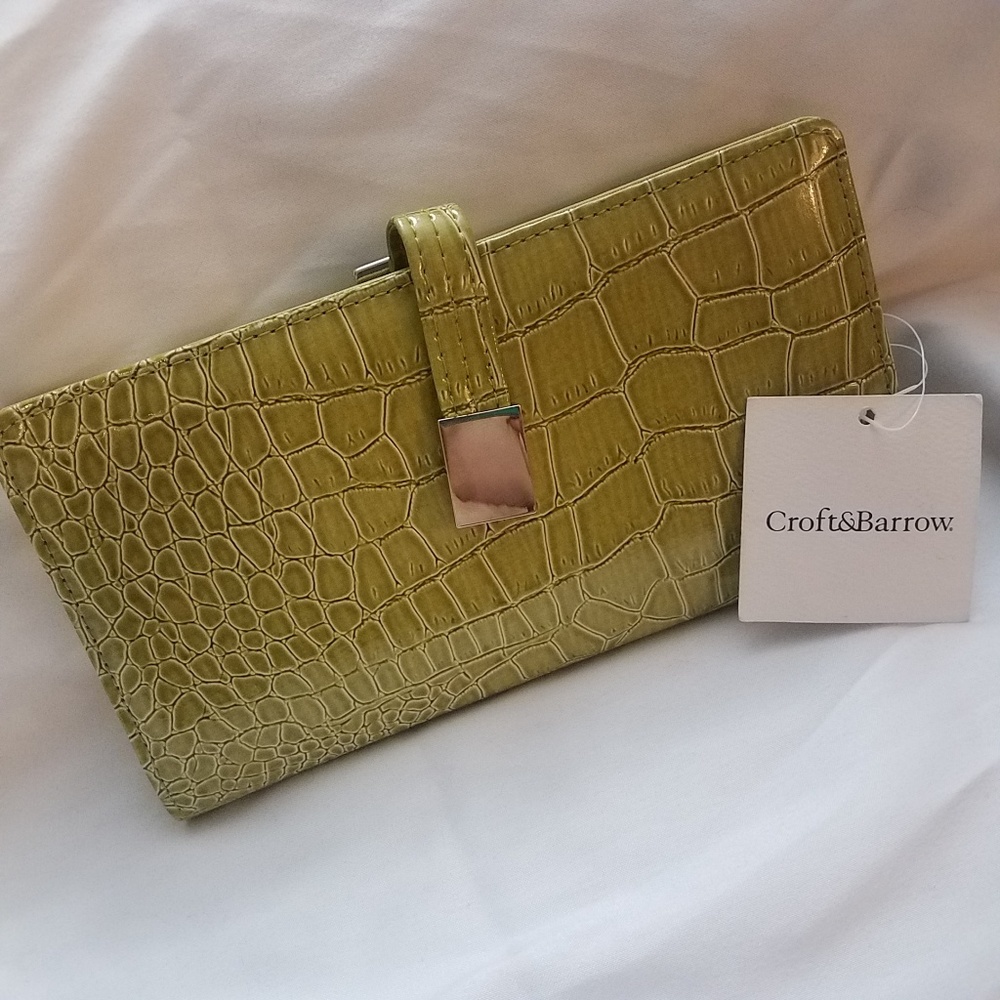 Woman's wallet